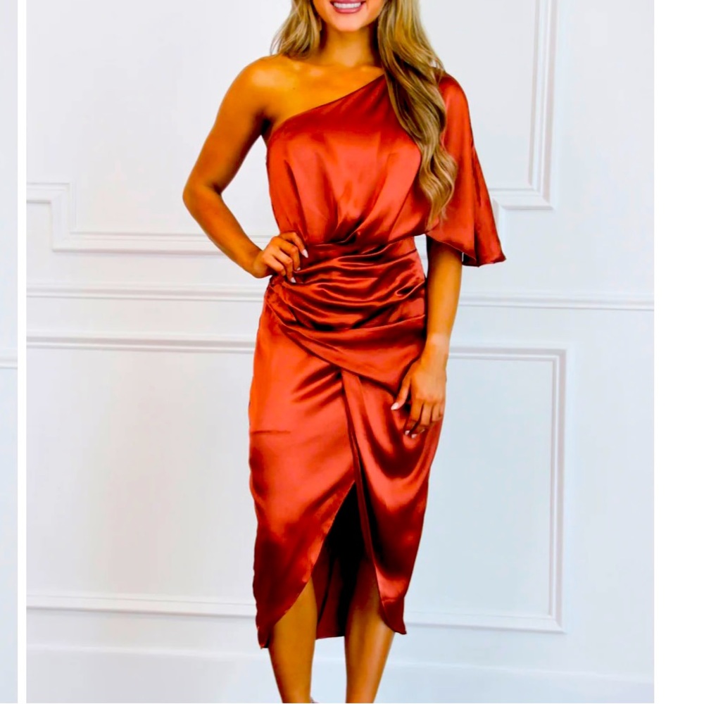 Bella and Bloom: Back to You One Shoulder Midi Dress: Burgundy